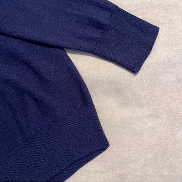 Women’s GAP chest stripe crewneck pullover sweater - Picture 4 of 6